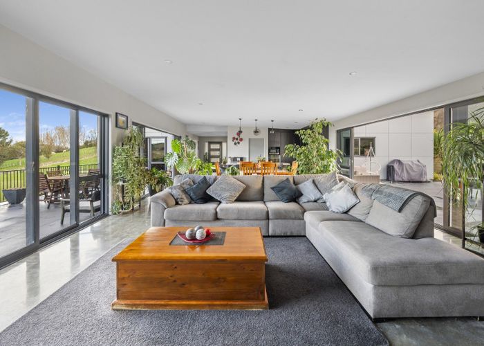  at 65 Avery Road, Eskdale, Napier