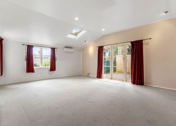  at 18 Triangle Road, Massey, Waitakere City, Auckland