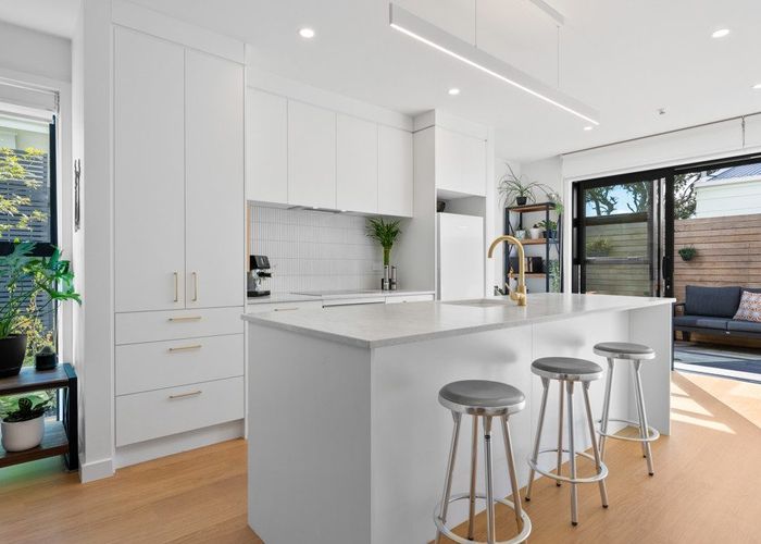  at 63D Neil Avenue, Te Atatu Peninsula, Waitakere City, Auckland
