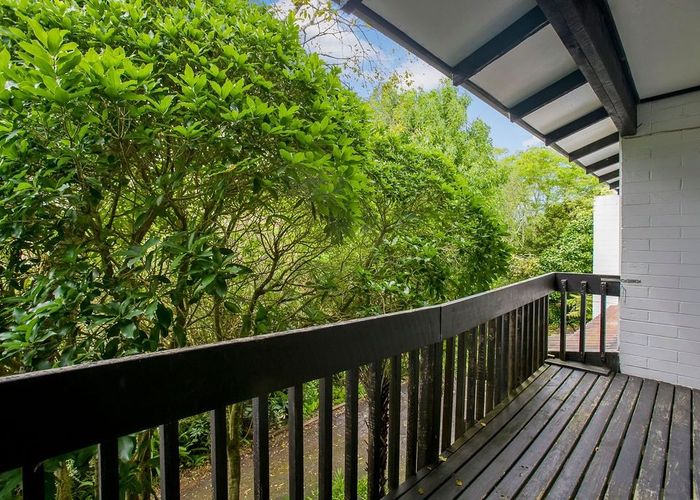  at 2/18 Blockhouse Bay Road, Avondale, Auckland City, Auckland