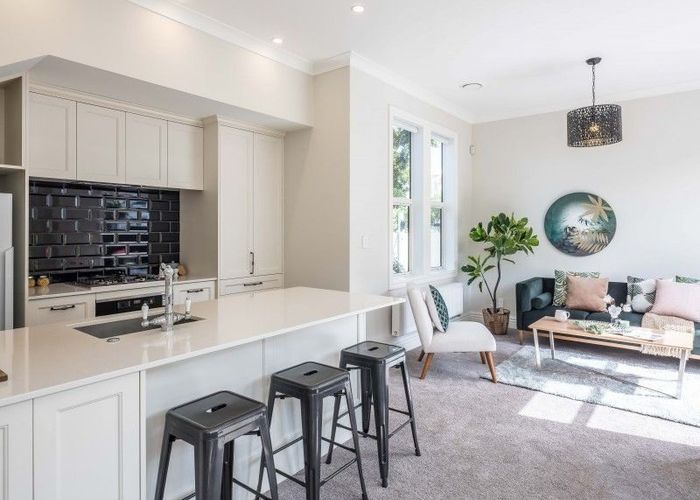  at 51 Tinakori Road, Thorndon, Wellington, Wellington