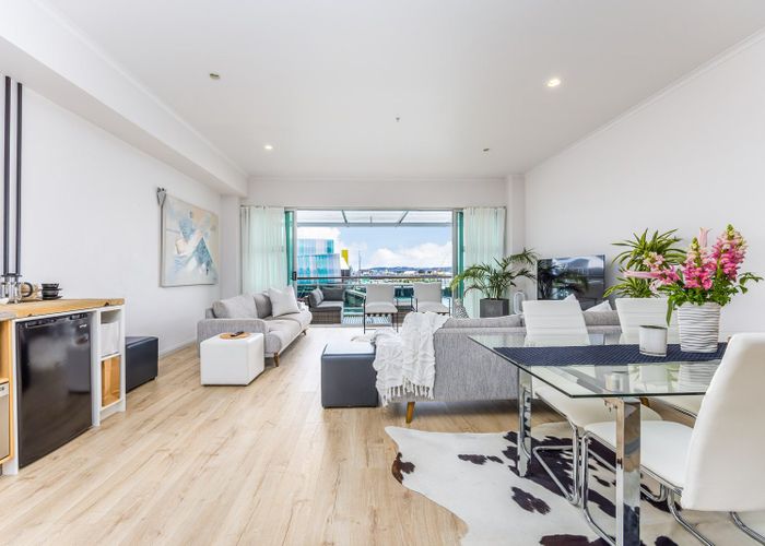  at 2/145 Quay Street, City Centre, Auckland City, Auckland