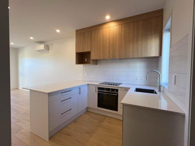  at 28 Kanapa Road, Northcross, North Shore City, Auckland