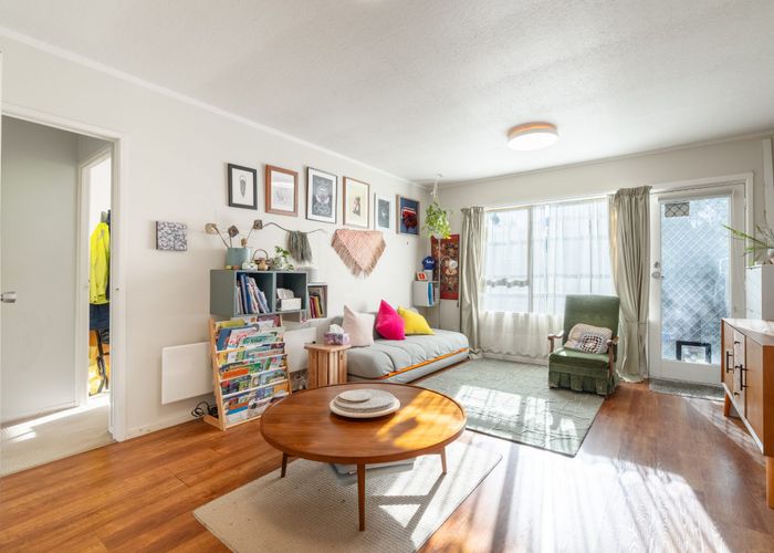  at 9/16 Knight Ave, Mount Albert, Auckland City, Auckland