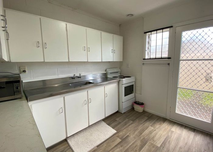  at 32B Lush Avenue, Saint Johns, Auckland