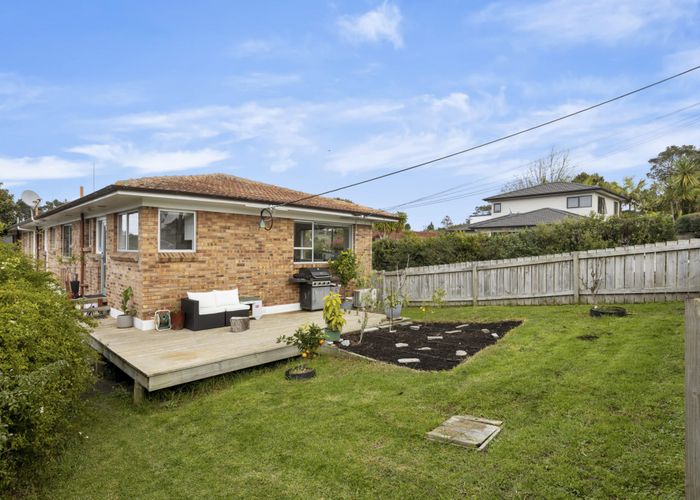  at 1/27 Akehurst Avenue, New Lynn, Auckland