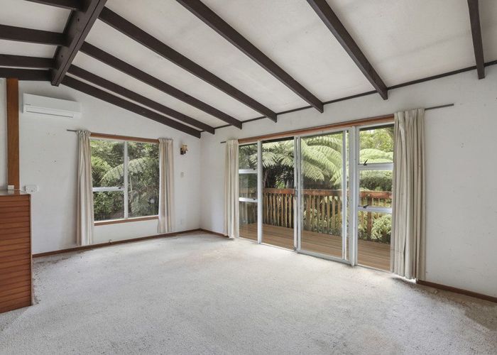  at 70 Rauhuia Crescent, Parau, Auckland