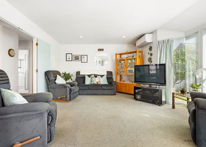  at 1/447 Blockhouse Bay Road, Blockhouse Bay, Auckland