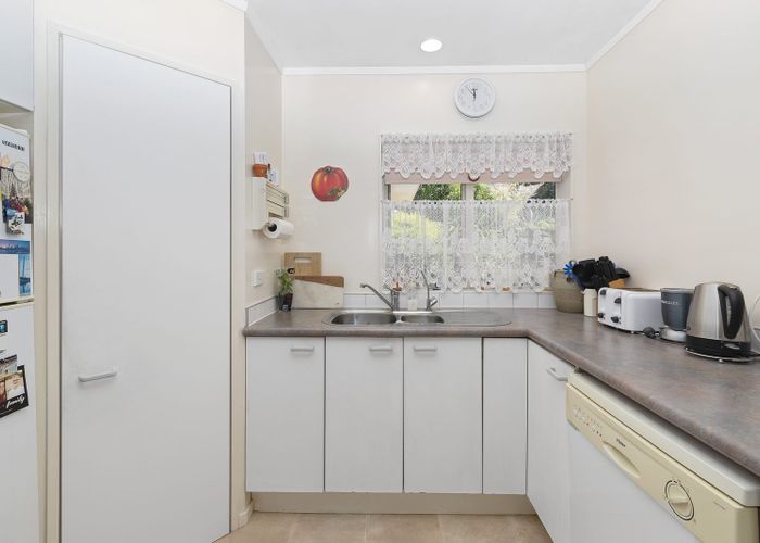  at 29 Milan Drive, Glen Eden, Auckland