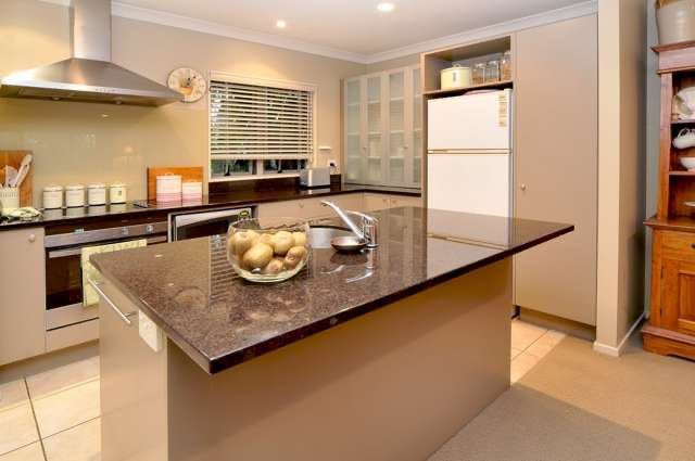  at 7 Lissleton Drive, East Tamaki, Manukau City, Auckland