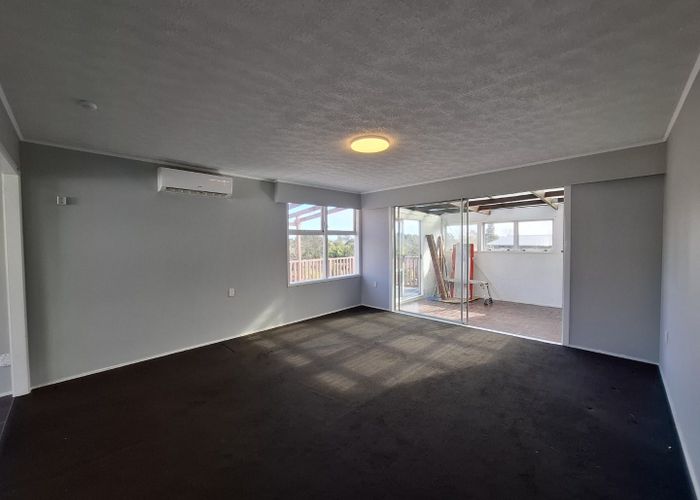  at 1/23 Drome View Place, Beach Haven, North Shore City, Auckland