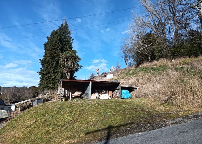  at 6 Iona Street, Lawrence, Clutha, Otago