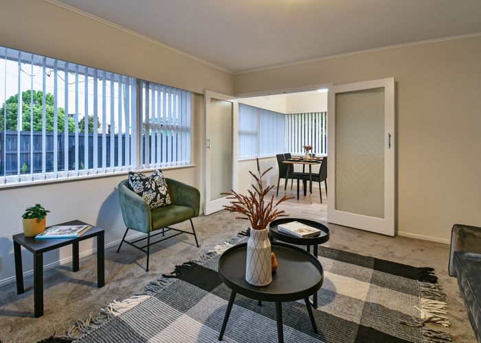  at 1/265 Massey Road, Mangere East, Auckland