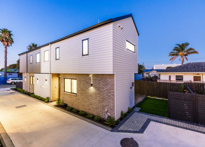  at 7/4 Bingara Place, Favona, Manukau City, Auckland