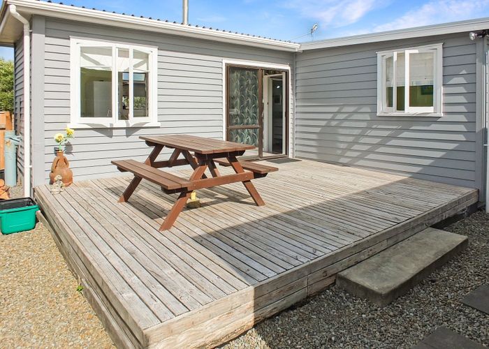  at 15 Roore Street, Foxton Beach, Horowhenua, Manawatu / Whanganui