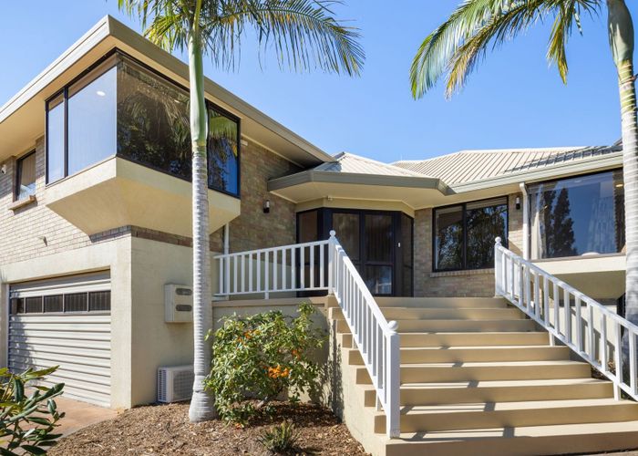  at 800 River Road, Chartwell, Hamilton
