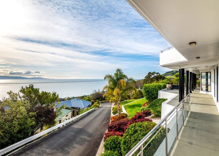  at 4 Cape View, Atawhai, Nelson, Nelson / Tasman