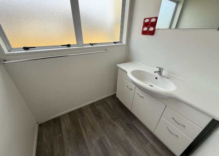  at 20 Penion Drive, Flat Bush, Auckland