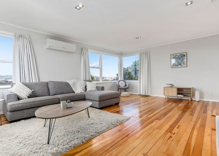  at 39 Riverhills Avenue, Pakuranga Heights, Manukau City, Auckland