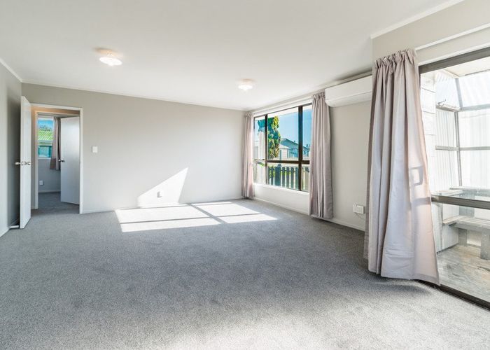  at 5 Gillett Lane, Enderley, Hamilton
