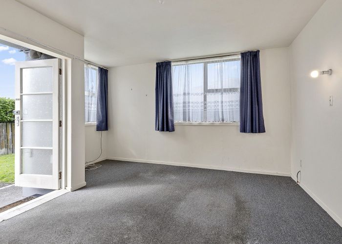  at 7/127 Queens Drive, Lyall Bay, Wellington