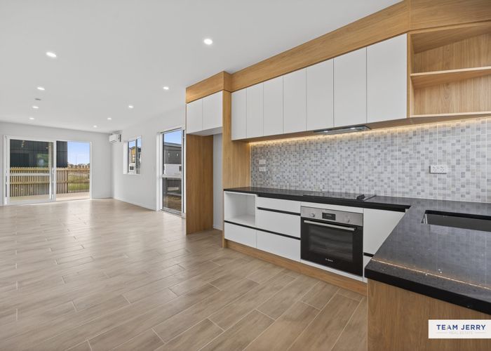  at 13 Wingrove Close, Rosehill, Papakura, Auckland