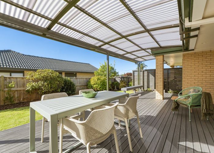  at 5 Mahonia Place, Pyes Pa, Tauranga