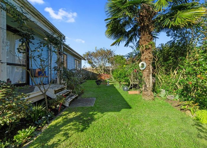  at 9B Paul Crescent, Fairfield, Hamilton, Waikato