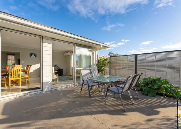  at 190 Rowesdale Drive, Ohauiti, Tauranga, Bay Of Plenty