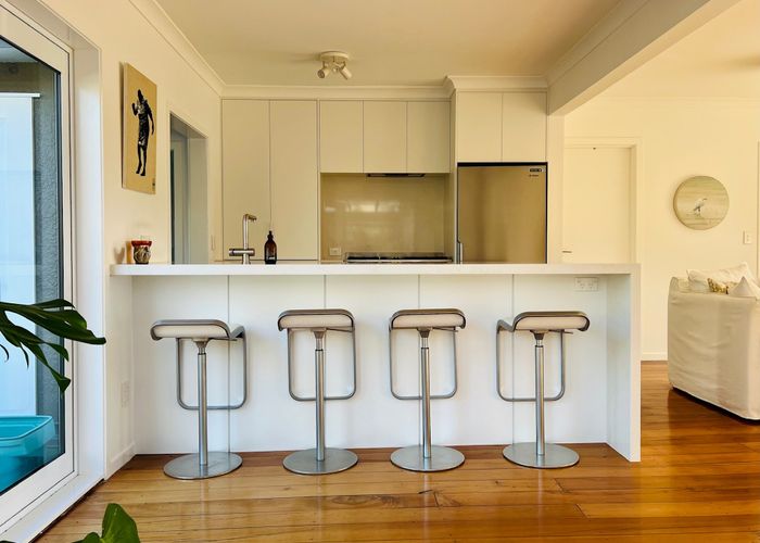  at 6 Brown Terrace, Foxton Beach, Horowhenua, Manawatu / Whanganui