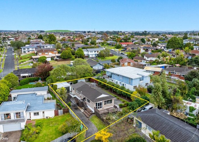  at 12 Towra Place, Botany Downs, Manukau City, Auckland