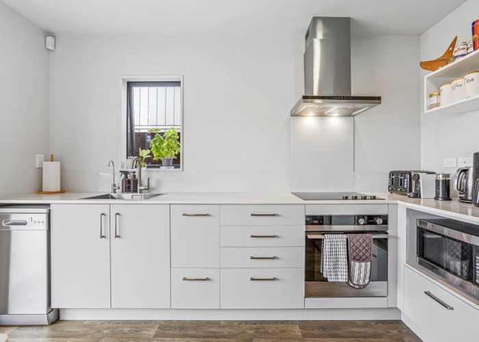  at 6 Jean Alma Lane, Manurewa, Manukau City, Auckland