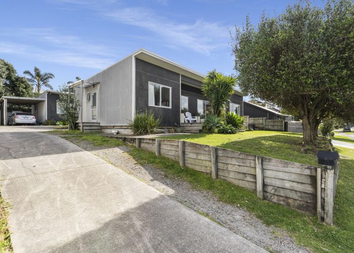  at 10 Gordon Road, Mount Maunganui, Mount Maunganui