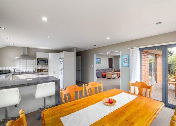  at 3 Woodhaven Place, Parklands, Christchurch