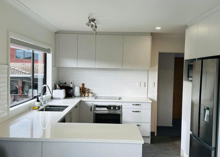  at 10 Charles Prevost Drive, The Gardens, Manukau City, Auckland