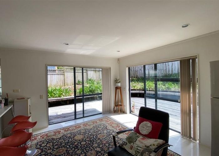  at 42 Manutara Avenue, Forrest Hill, North Shore City, Auckland