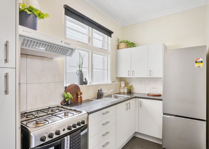  at 2/46 Waitoa Road, Hataitai, Wellington