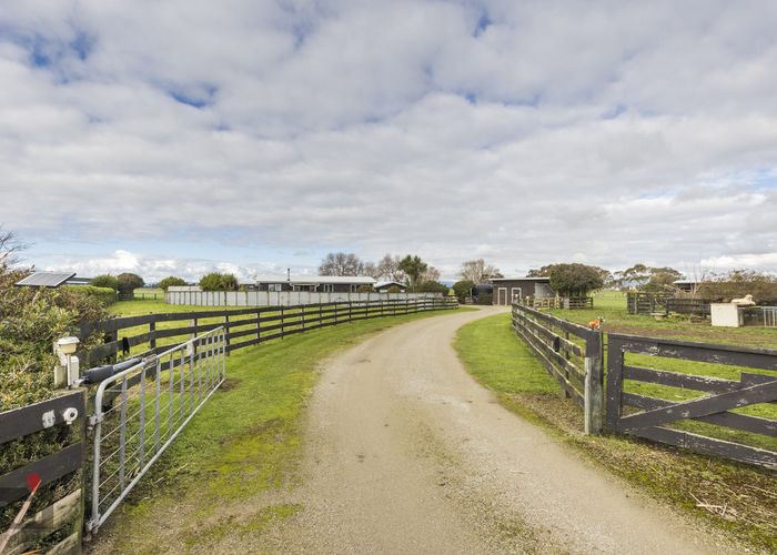  at 581 Kellow RD, Glen Oroua, Rongotea