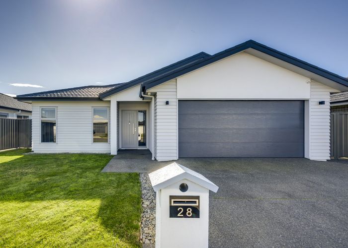  at 28 Hurunui Drive, Te Awa, Napier, Hawke's Bay