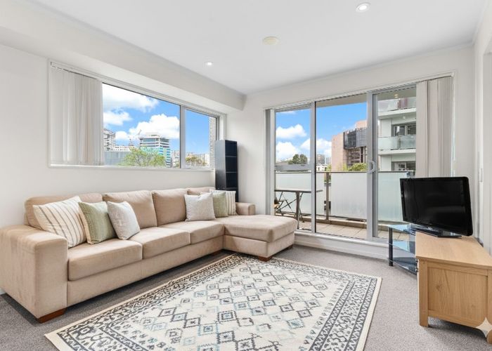  at 301/207 Federal Street, City Centre, Auckland City, Auckland