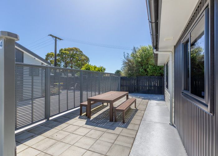  at 4 Vernon Terrace, Hillsborough, Christchurch