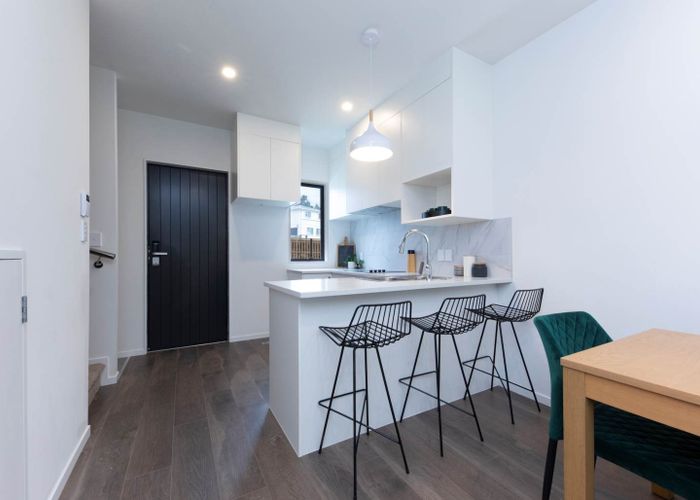  at 102C Rosier Rd, Glen Eden, Waitakere City, Auckland