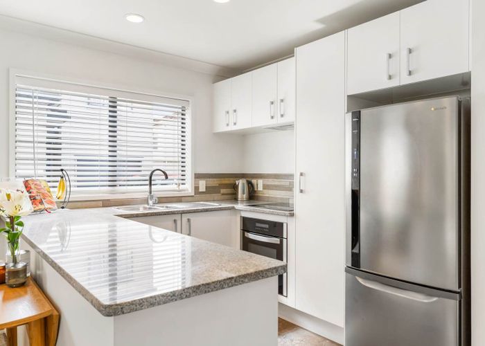  at 2B/15 Harrison Road, Mount Wellington, Auckland City, Auckland