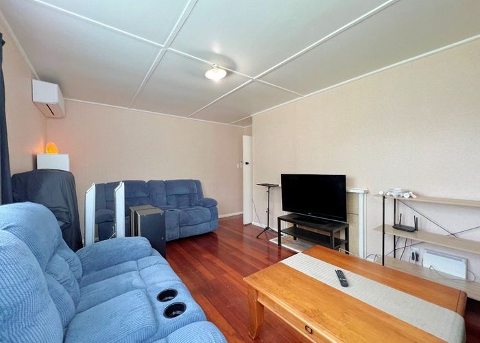  at 37 Old Farm Road, Hillcrest, Hamilton, Waikato