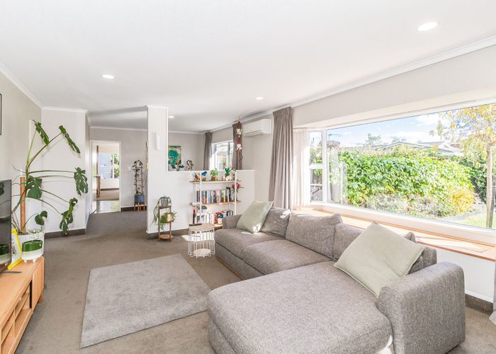  at 2 Derby Place, Tamatea, Napier