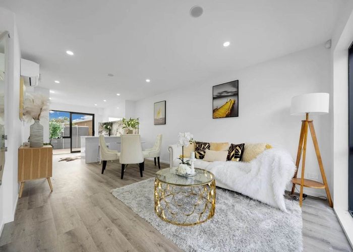 at 43A Beach Road, Papakura, Papakura, Auckland