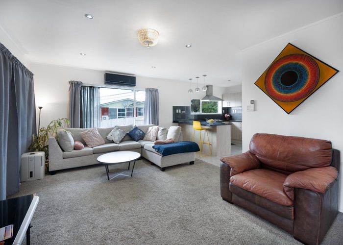  at 1/15 Parker Avenue, New Lynn, Auckland