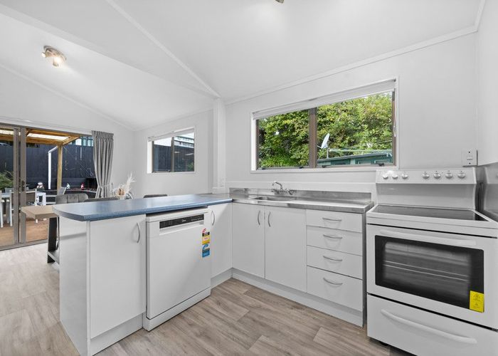  at 1/164 Ti Rakau Drive, Pakuranga, Manukau City, Auckland