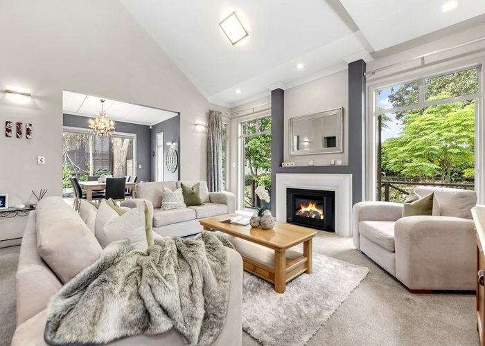  at 3A Seymour Road, Mellons Bay, Auckland