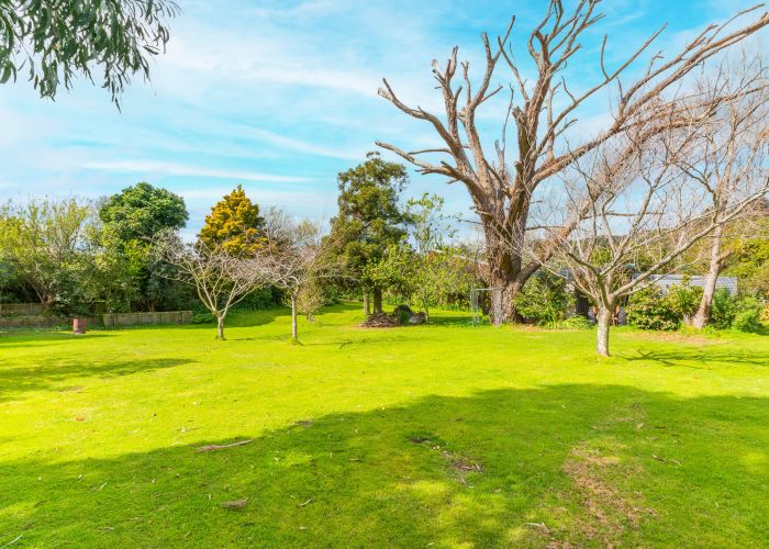  at 142 Raumati Road, Raumati Beach, Paraparaumu